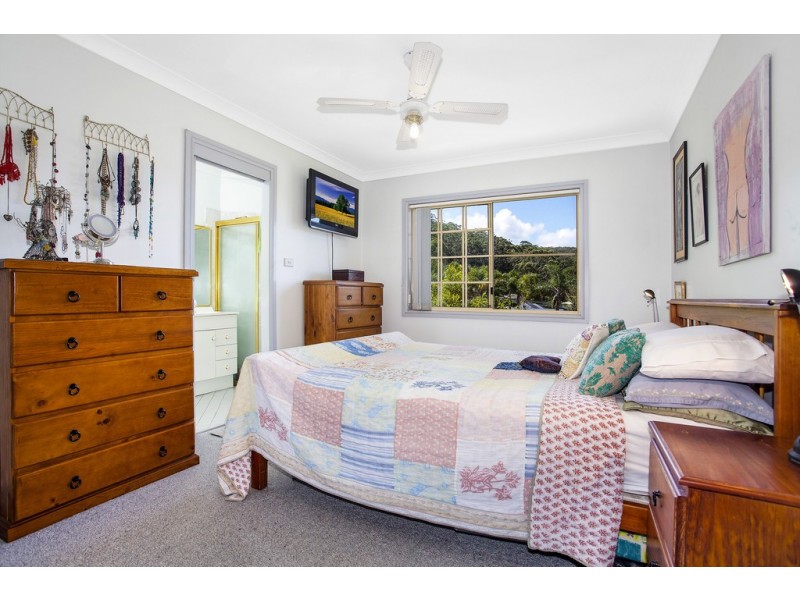 1/6 Kooronya Road, Kincumber NSW 2251