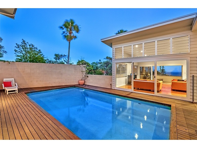 12 Clairvoux Road, Wamberal NSW 2260