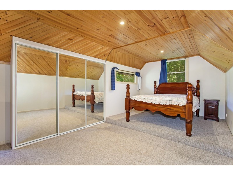 188B Oak Road, Matcham NSW 2250