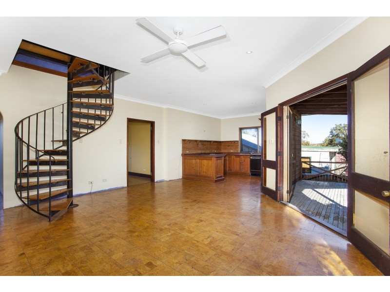 935 The Entrance Road, Forresters Beach NSW 2260