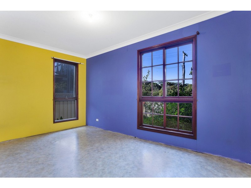 935 The Entrance Road, Forresters Beach NSW 2260