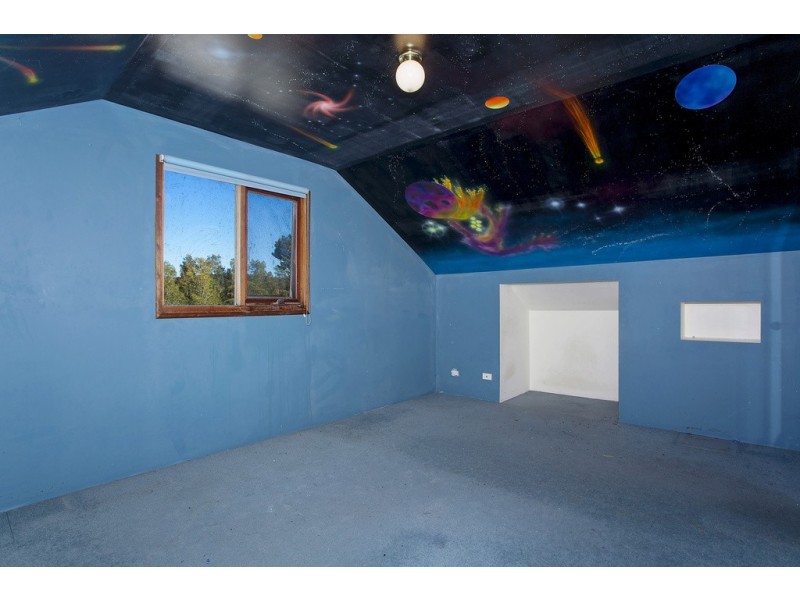 935 The Entrance Road, Forresters Beach NSW 2260