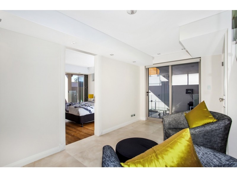 11/18-20 Scenic Highway, Terrigal NSW 2260