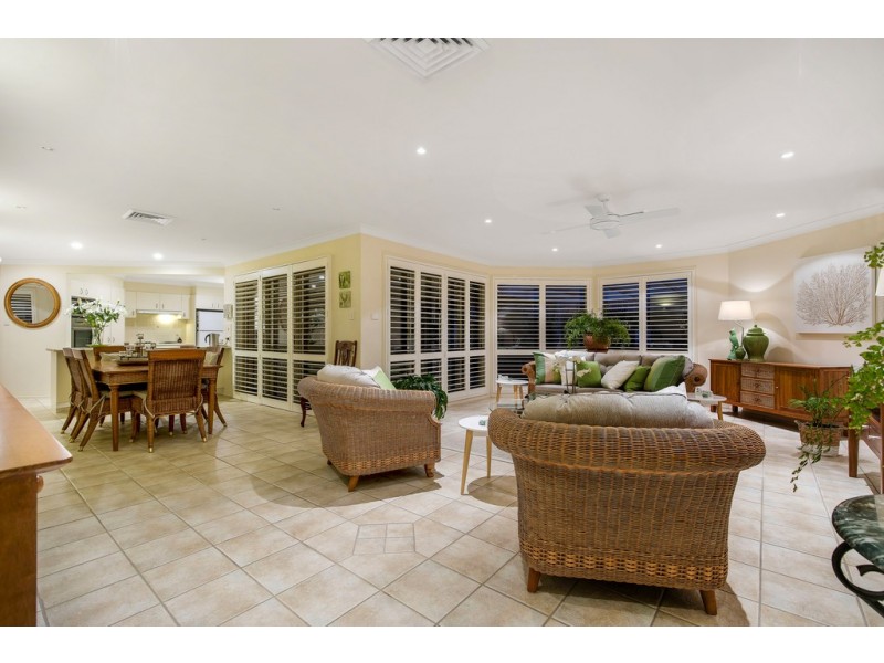 19 Sheffield Drive, Terrigal NSW 2260