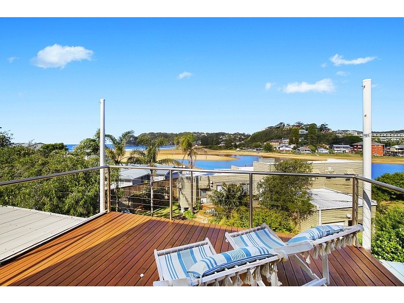 22 Bareena Avenue, North Avoca NSW 2260