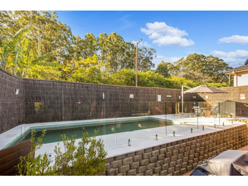 16 Bannister Drive, Erina NSW 2250