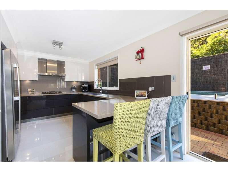 16 Bannister Drive, Erina NSW 2250