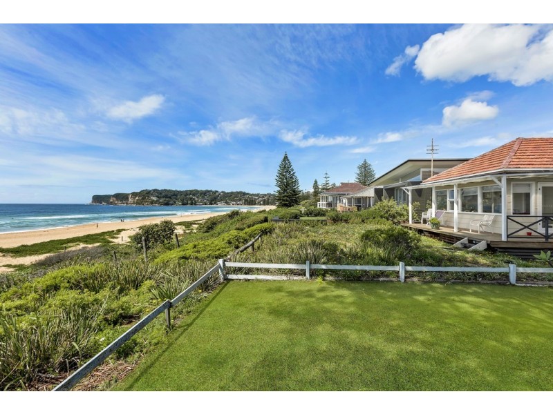 10 North Avoca Parade, North Avoca NSW 2260