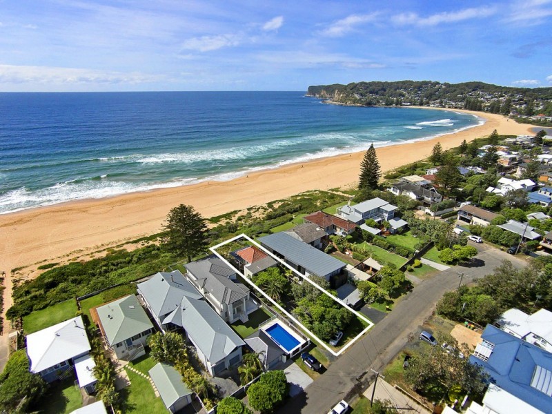 10 North Avoca Parade, North Avoca NSW 2260