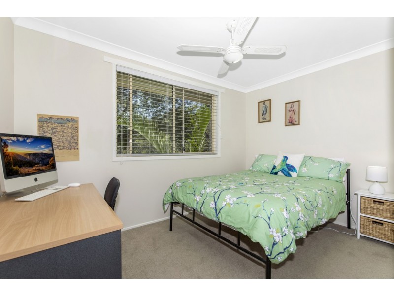 35 Thames Drive, Erina NSW 2250