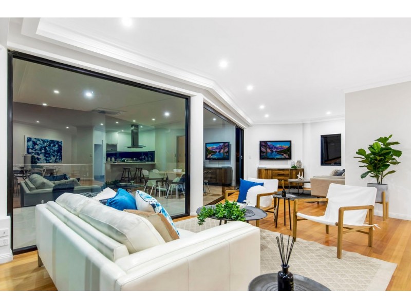 2/1 Ena Street, Terrigal NSW 2260