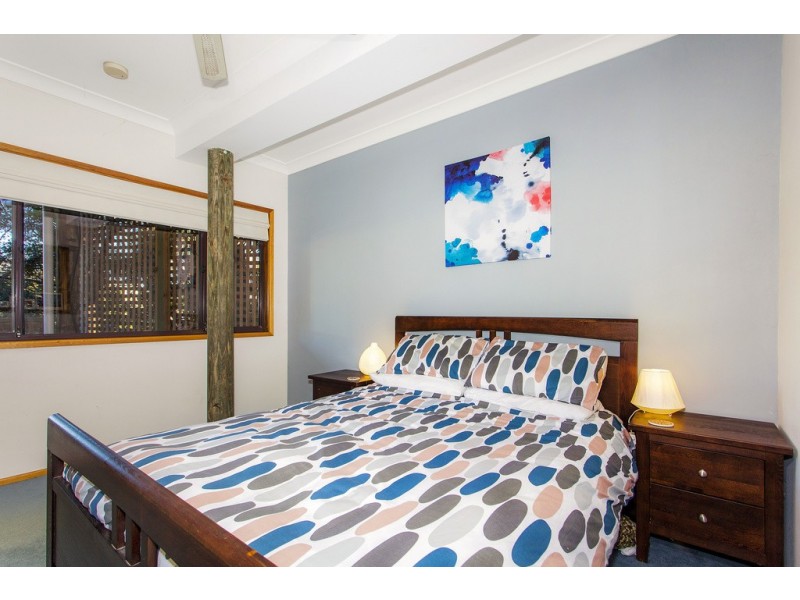 7 Easter Parade, North Avoca NSW 2260