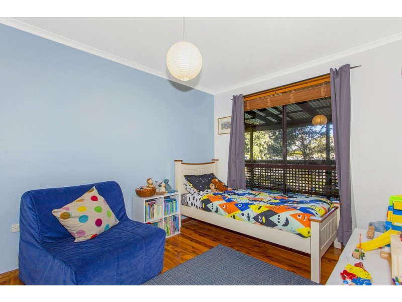 7 Easter Parade, North Avoca NSW 2260