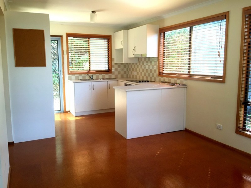 13A Elgata Avenue, North Avoca NSW 2260