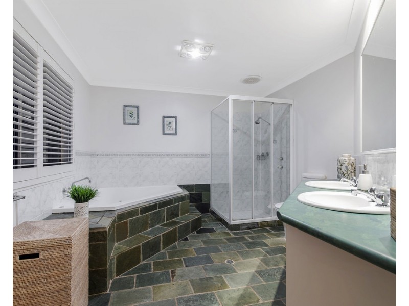18 Cotswolds Close, Terrigal NSW 2260