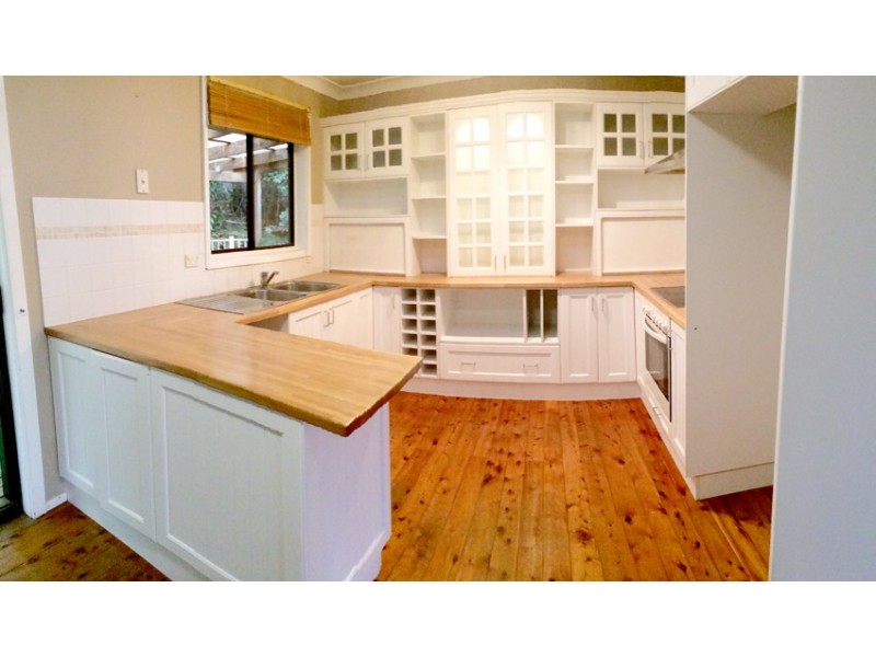 29 Francis Road, North Avoca NSW 2260