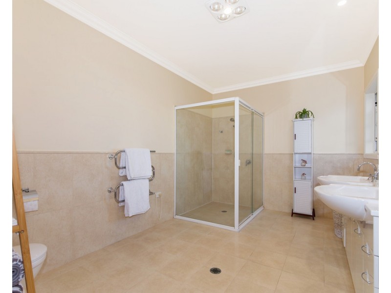 1 Nottingham Close, Terrigal NSW 2260