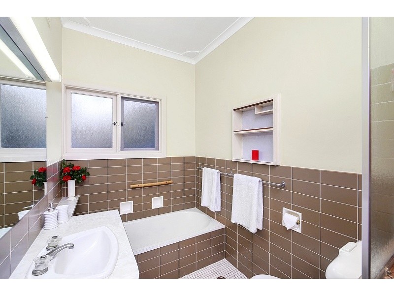 8 Mittara Road, Terrigal NSW 2260