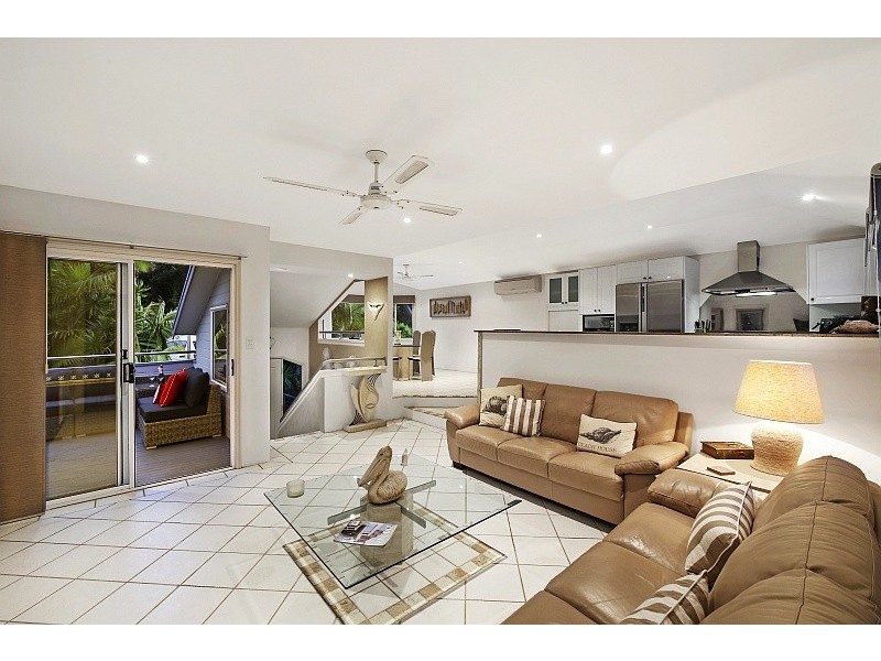 1 View Street, North Avoca NSW 2260
