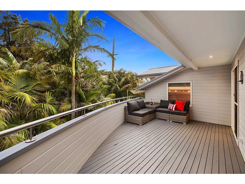 1 View Street, North Avoca NSW 2260