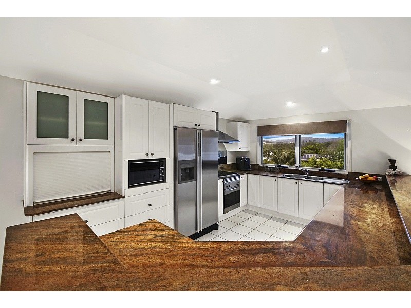 1 View Street, North Avoca NSW 2260