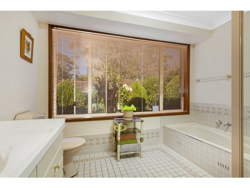 15 Cornwall Close, Terrigal NSW 2260