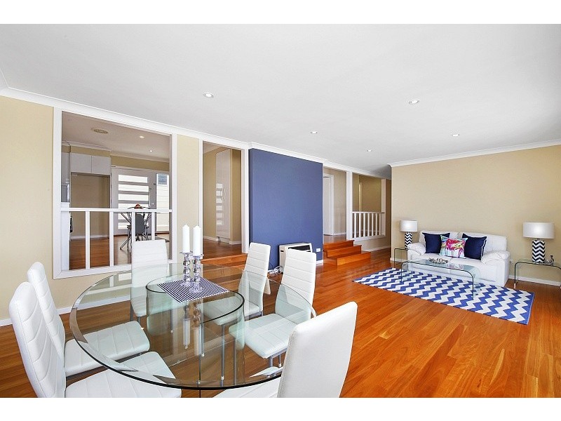 5 North Scenic Rd, Forresters Beach NSW 2260
