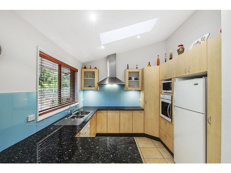 17 Palmgrove Pl, North Avoca NSW 2260