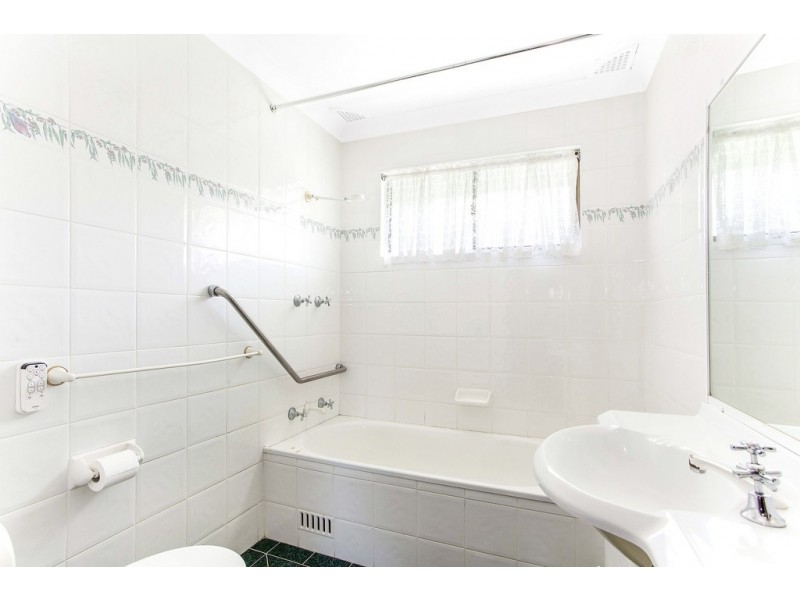 577 The Entrance Road, Bateau Bay NSW 2261