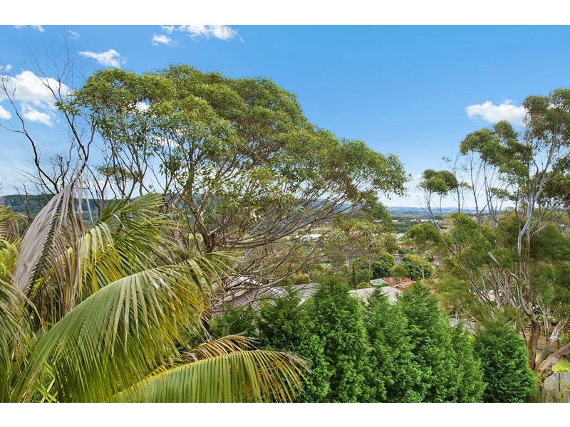 9 Yumbool Close, Forresters Beach NSW 2260