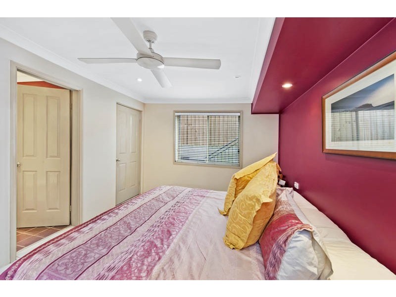 9 Yumbool Close, Forresters Beach NSW 2260