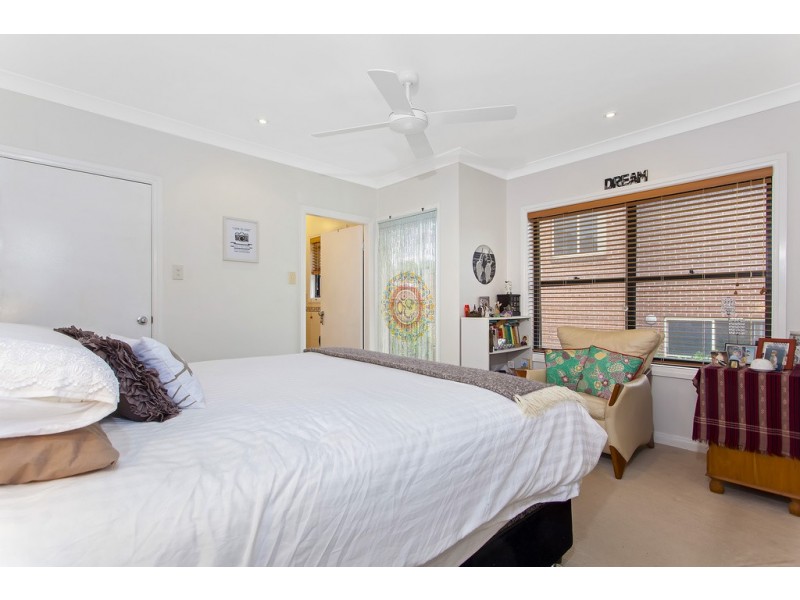 1/27 Barnhill Road, Terrigal NSW 2260