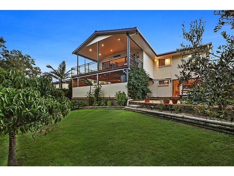16 Boos Road, Forresters Beach NSW 2260