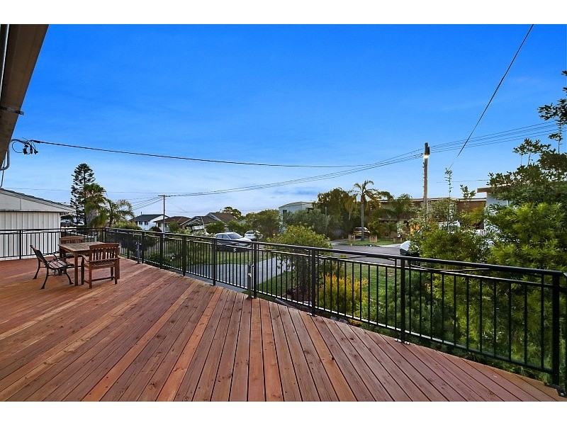 16 Boos Road, Forresters Beach NSW 2260