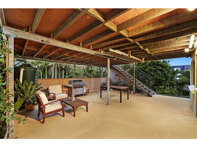 16 Boos Road, Forresters Beach NSW 2260