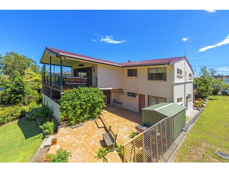 16 Boos Road, Forresters Beach NSW 2260