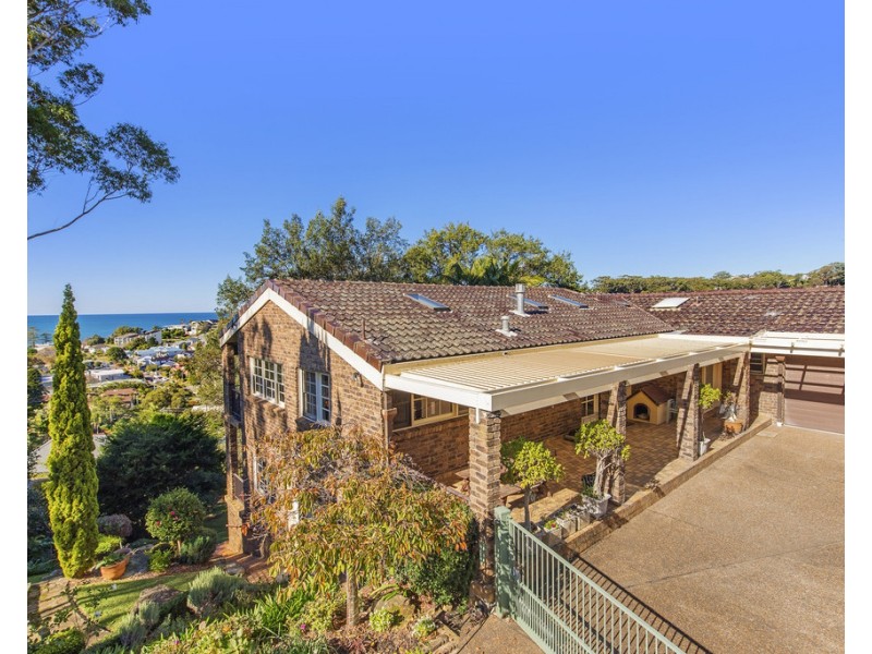 16A Hillcrest Street, Terrigal NSW 2260