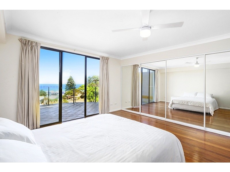 24 Tramway Road, North Avoca NSW 2260