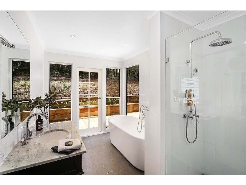 26 McGarrity Avenue, Matcham NSW 2250