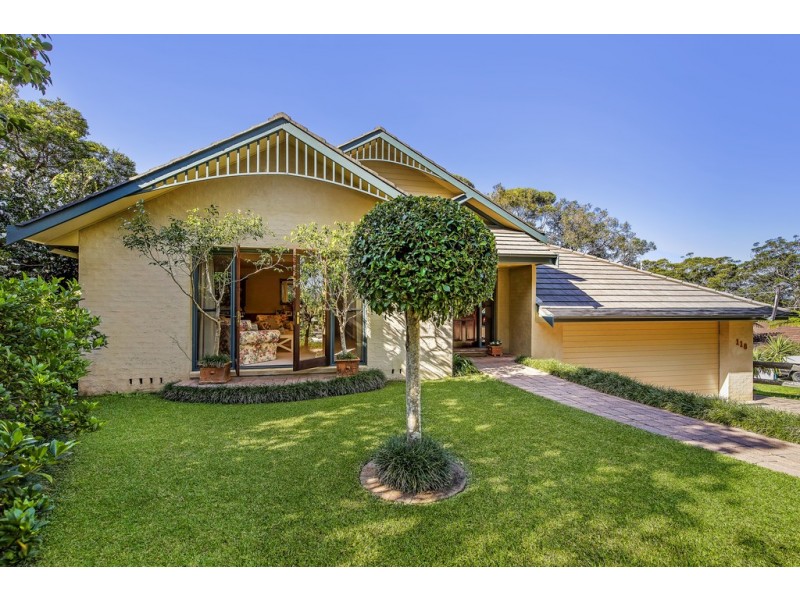 118 Bradleys Road, North Avoca NSW 2260