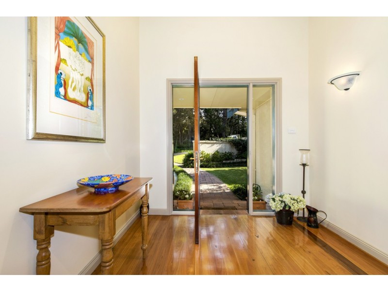 118 Bradleys Road, North Avoca NSW 2260