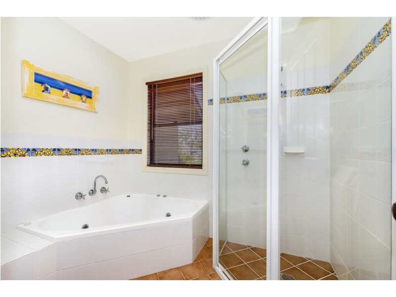 118 Bradleys Road, North Avoca NSW 2260