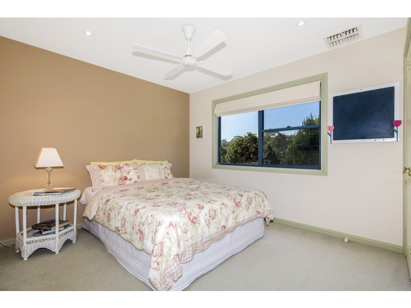 118 Bradleys Road, North Avoca NSW 2260