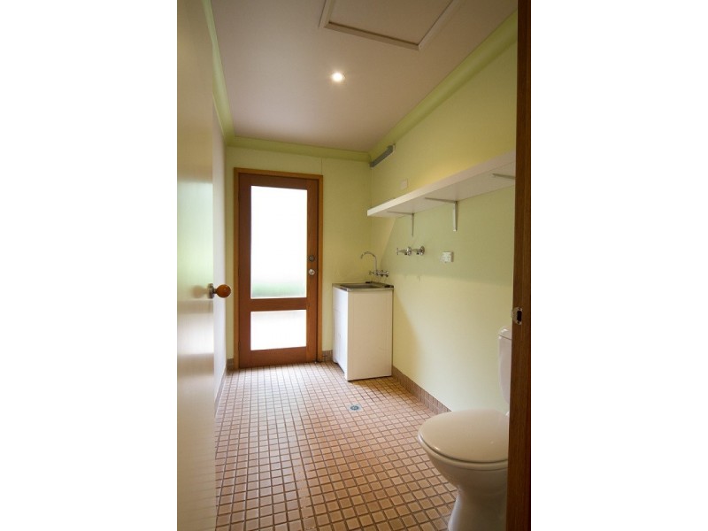 35 Tramway Road, North Avoca NSW 2260