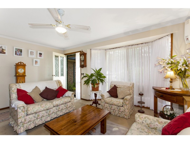 4 Hakea Place, Glenning Valley NSW 2261