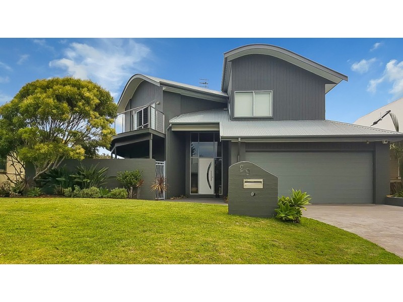 29 Lake Street, North Avoca NSW 2260