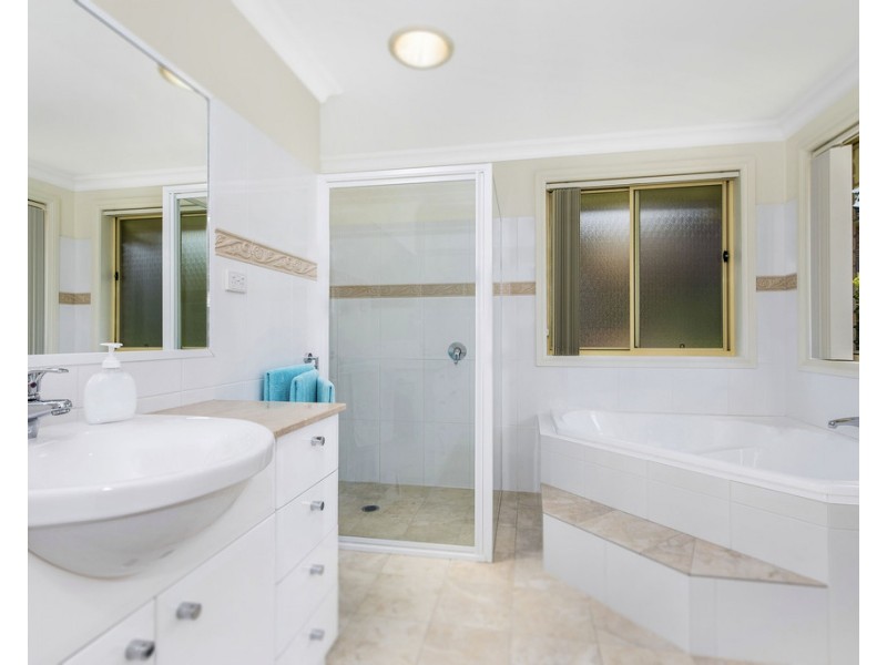 4 Elva Crescent, Terrigal NSW 2260