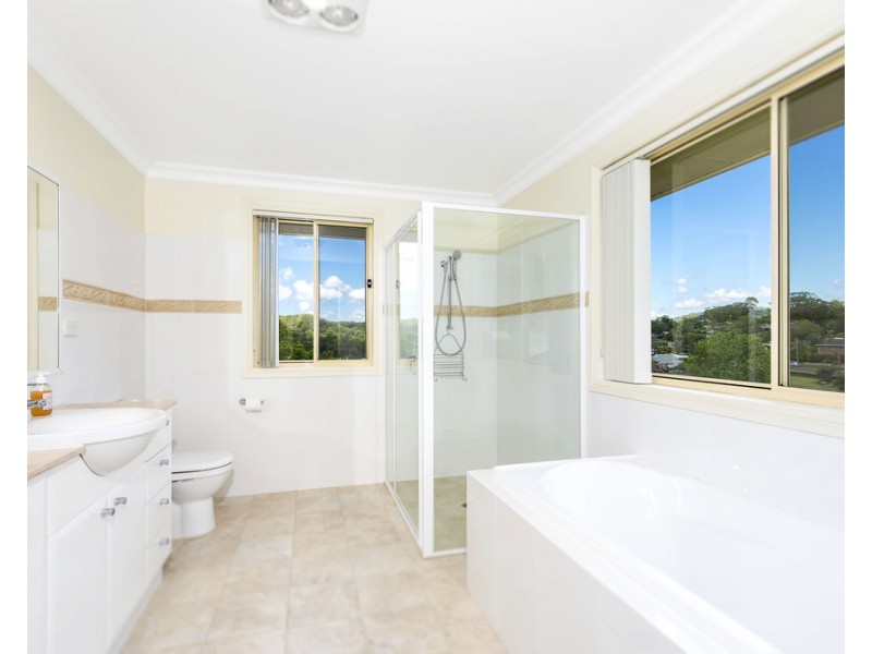 4 Elva Crescent, Terrigal NSW 2260
