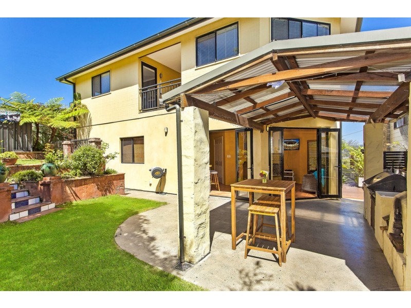5 Lavinia Street, Forresters Beach NSW 2260