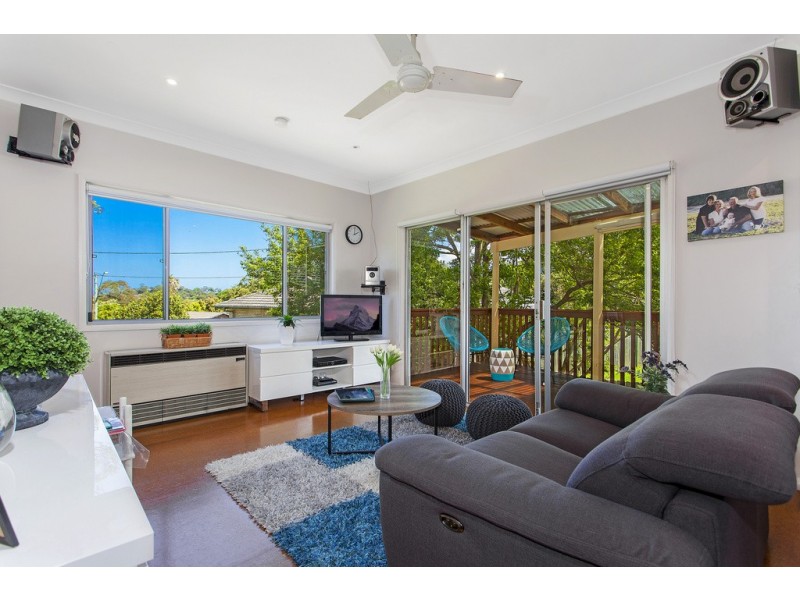 10 Warrina Street, Wamberal NSW 2260